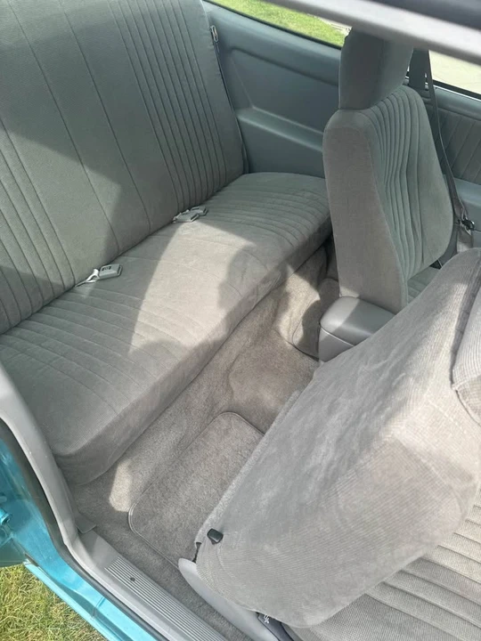 1993 Pontiac Sunbird - Image 6 of 13