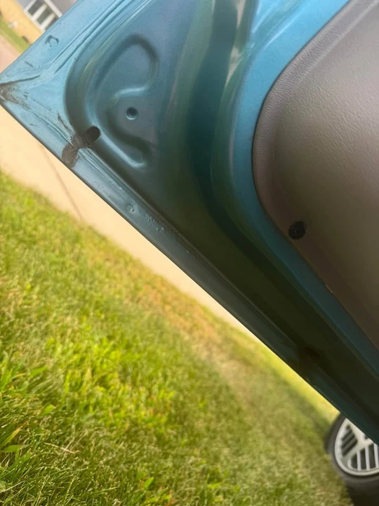 1993 Pontiac Sunbird - Image 12 of 13