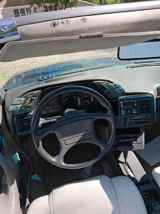 1993 Pontiac Sunbird - Image 11 of 11