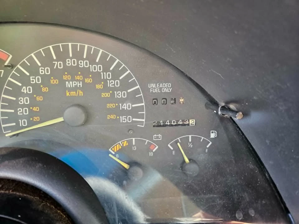 1993 Pontiac Firebird Formula 4th Gen - Image 9 of 11
