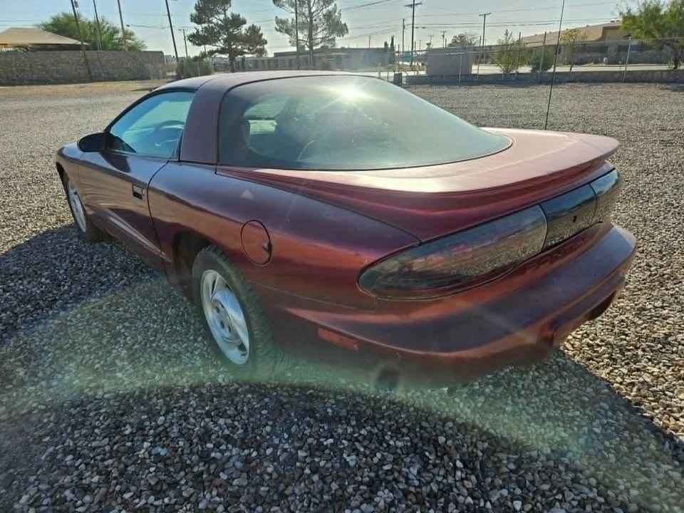 1993 Pontiac Firebird Formula 4th Gen - Image 2 of 11