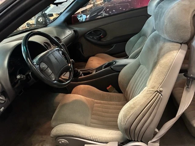 1993 Pontiac Firebird 4th Gen - Image 2 of 9