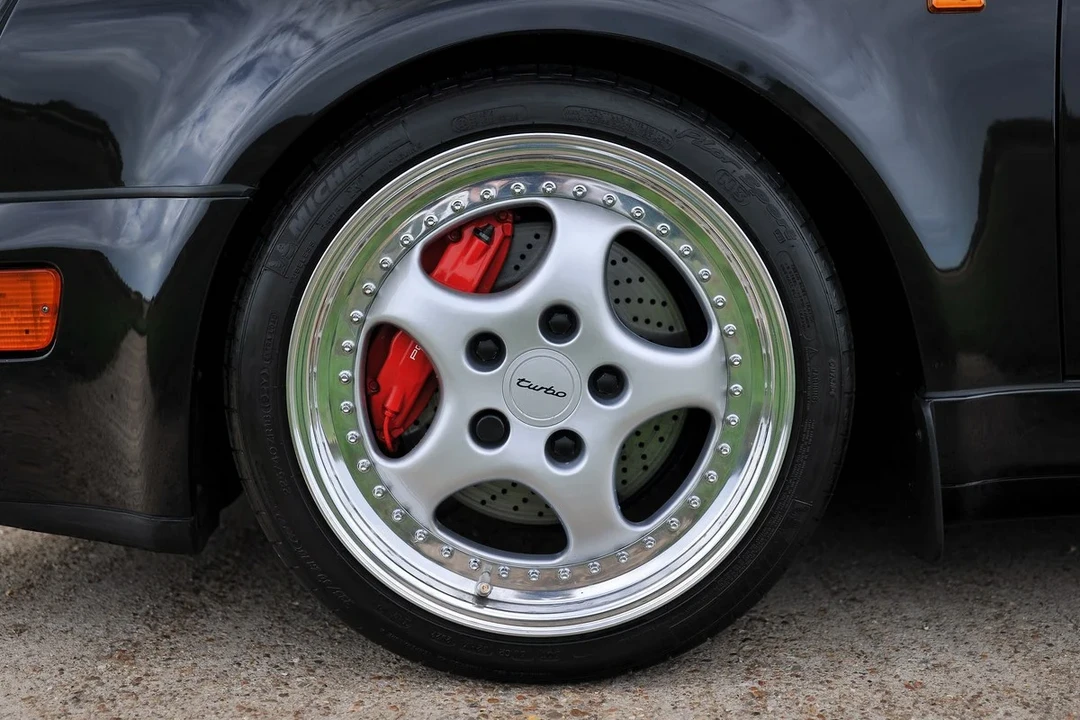1993 Porsche 964 Turbo - Image 9 of 30
