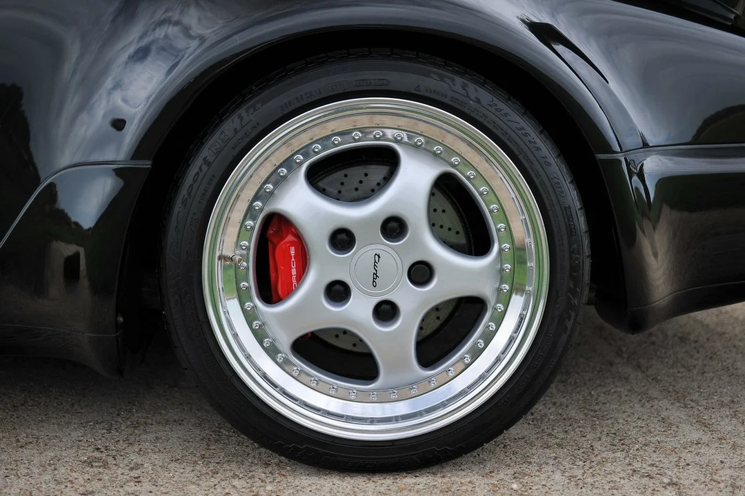 1993 Porsche 964 Turbo - Image 10 of 30