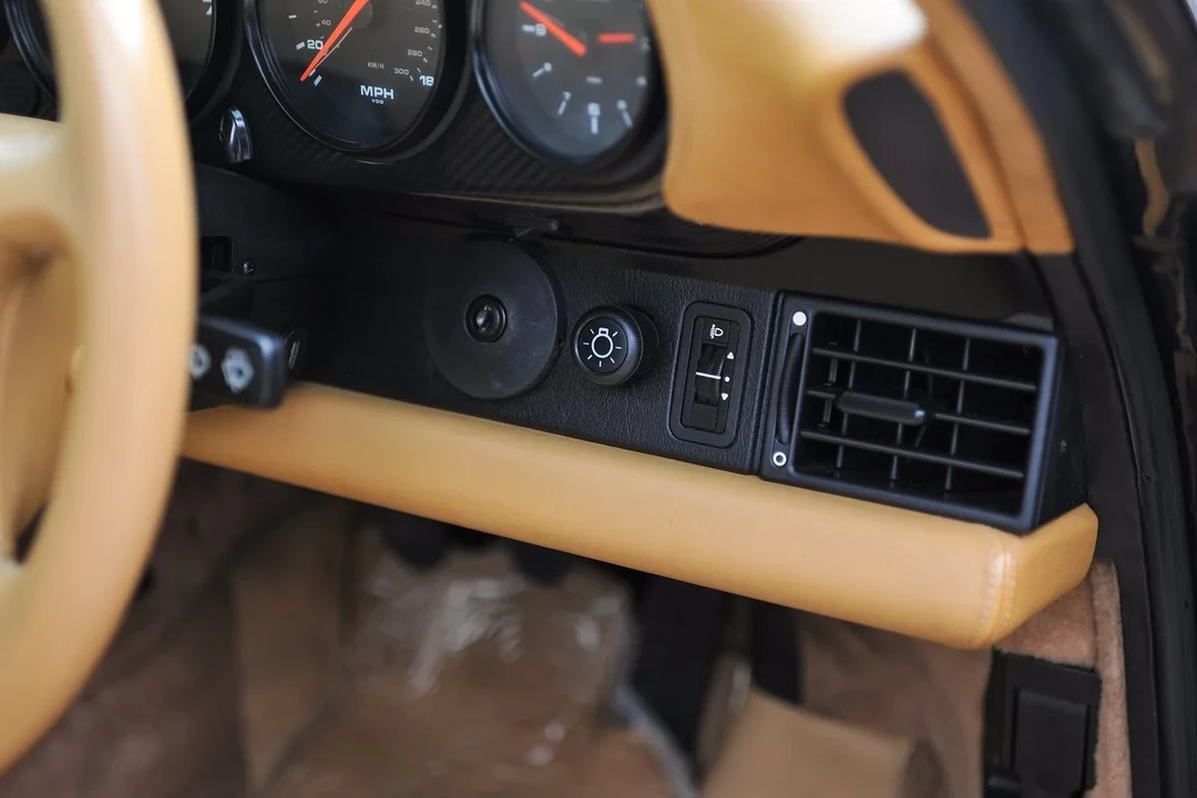 1993 Porsche 964 Turbo - Image 17 of 30