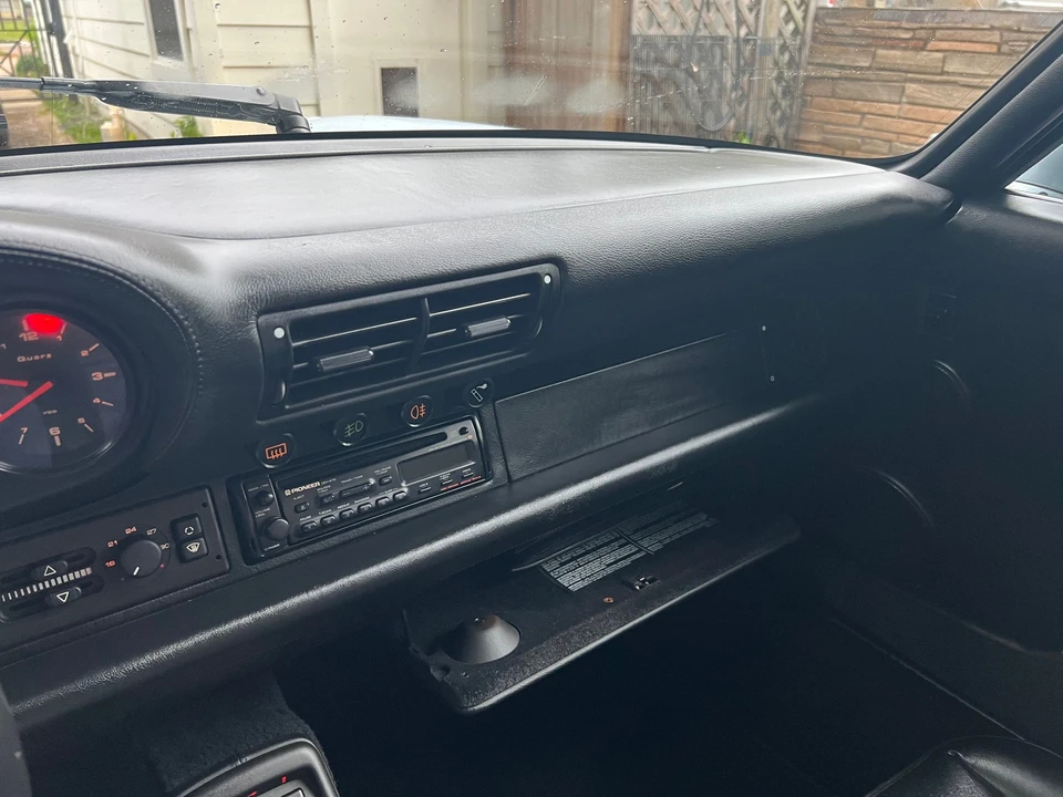 1993 Porsche 964 Carrera 4 - Image 10 of 10
