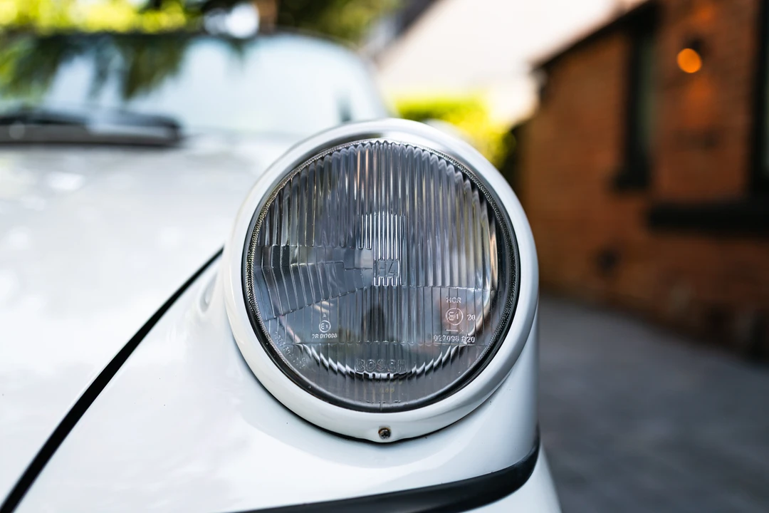1993 Porsche 964 Carrera - Image 24 of 31