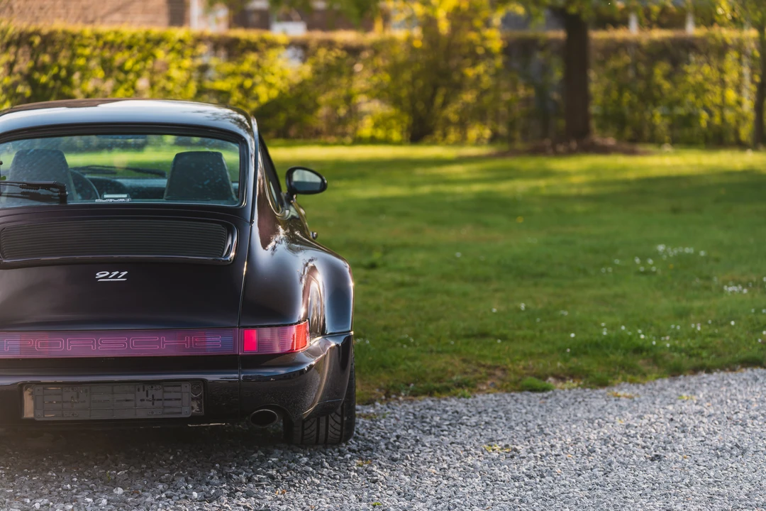 1993 Porsche 964 Carrera 4 - Image 20 of 31