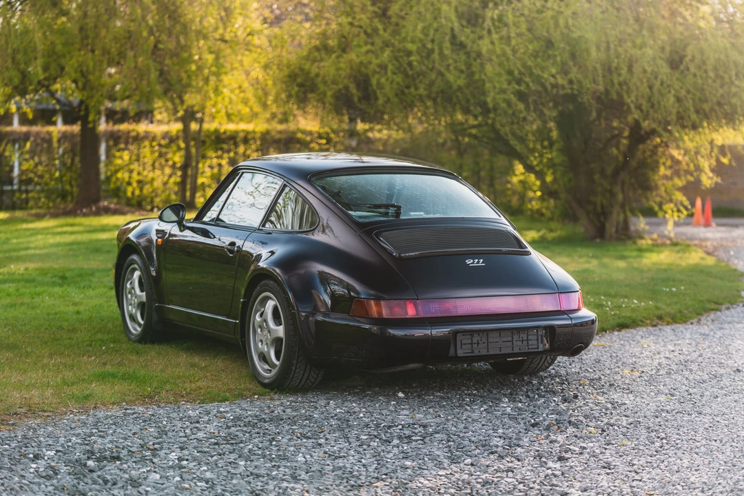1993 Porsche 964 Carrera 4 - Image 7 of 31