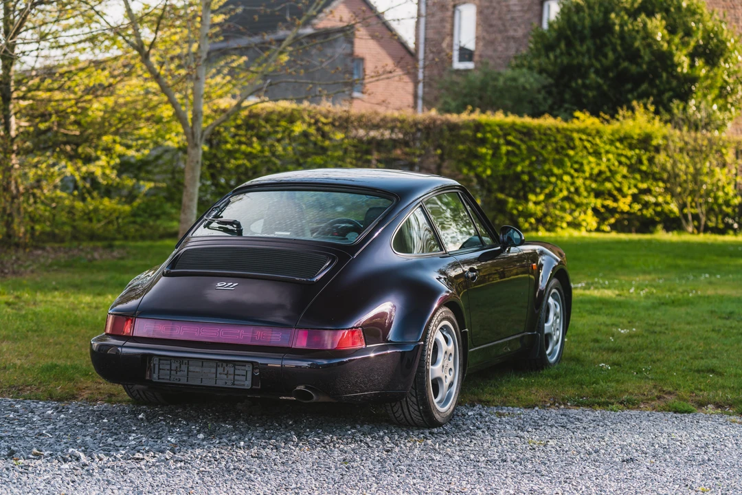 1993 Porsche 964 Carrera 4 - Image 13 of 31