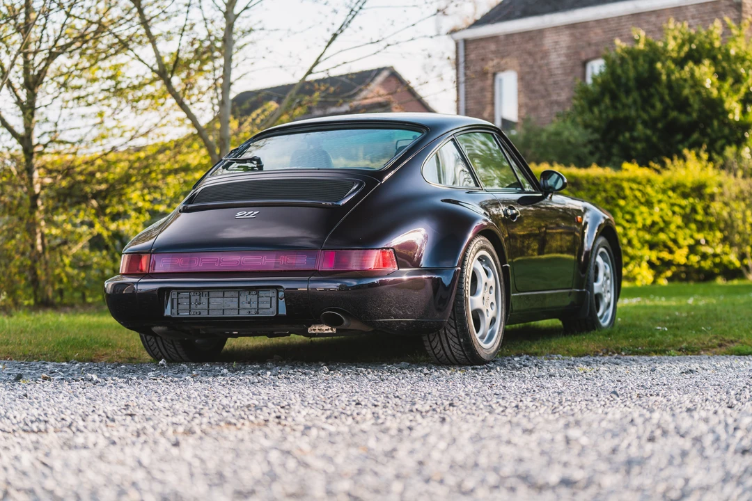 1993 Porsche 964 Carrera 4 - Image 5 of 31
