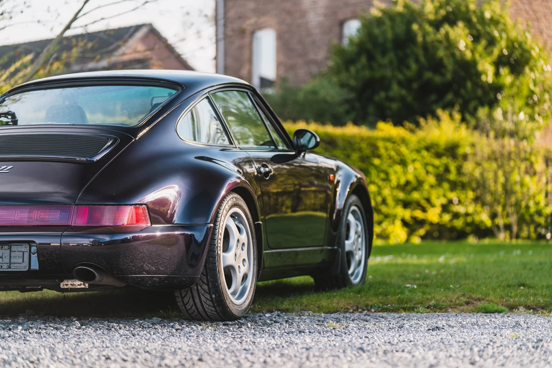 1993 Porsche 964 Carrera 4 - Image 27 of 31