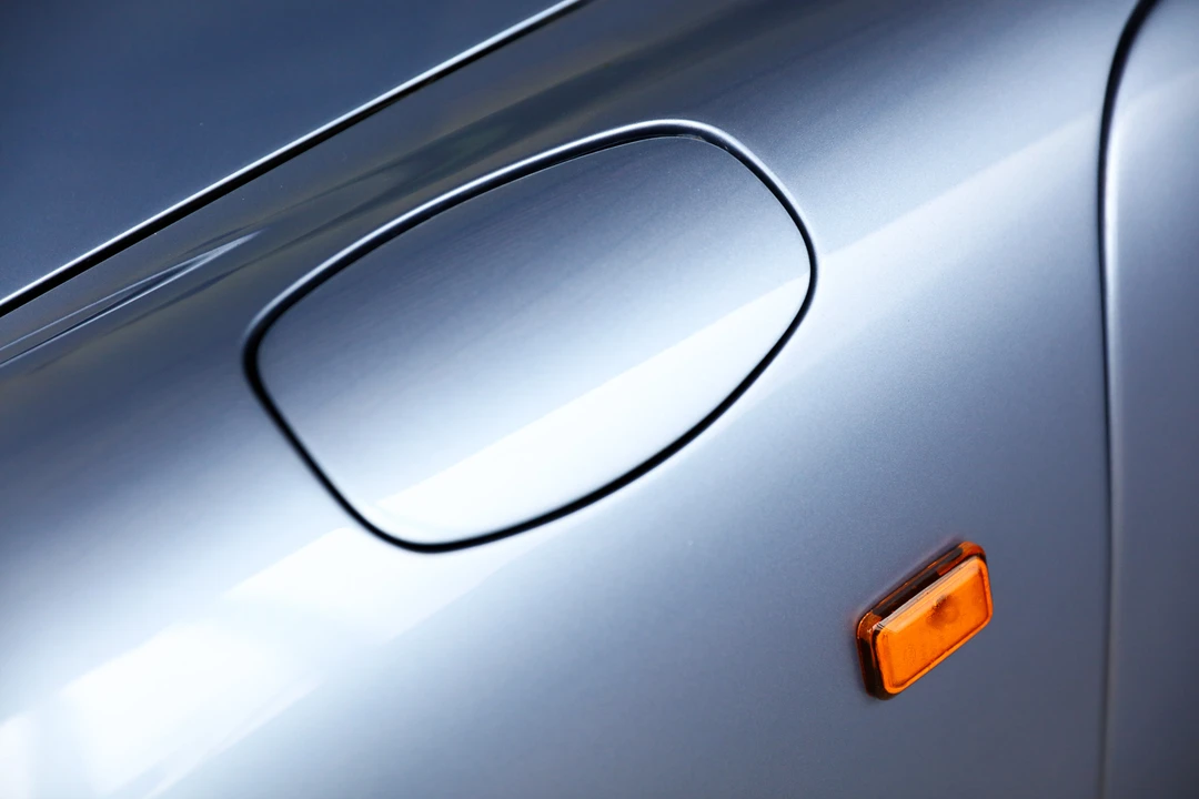 1993 Porsche 964 Carrera 4 - Image 16 of 31