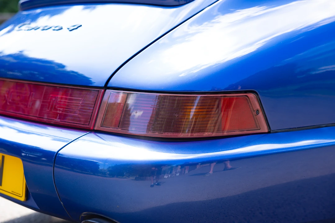 1993 Porsche 964 Carrera 4 - Image 21 of 31