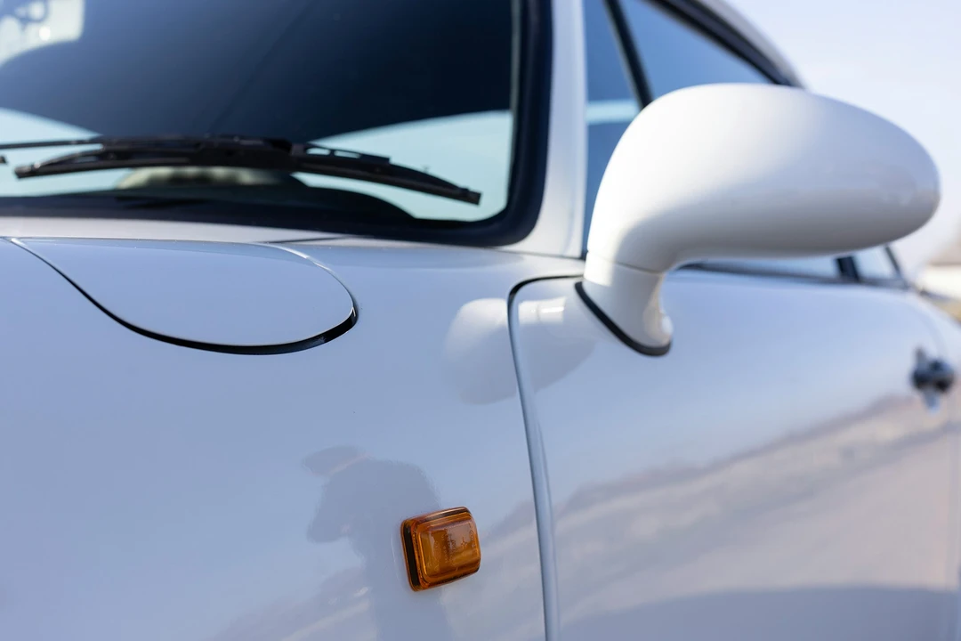 1993 Porsche 964 Carrera 4 - Image 19 of 21