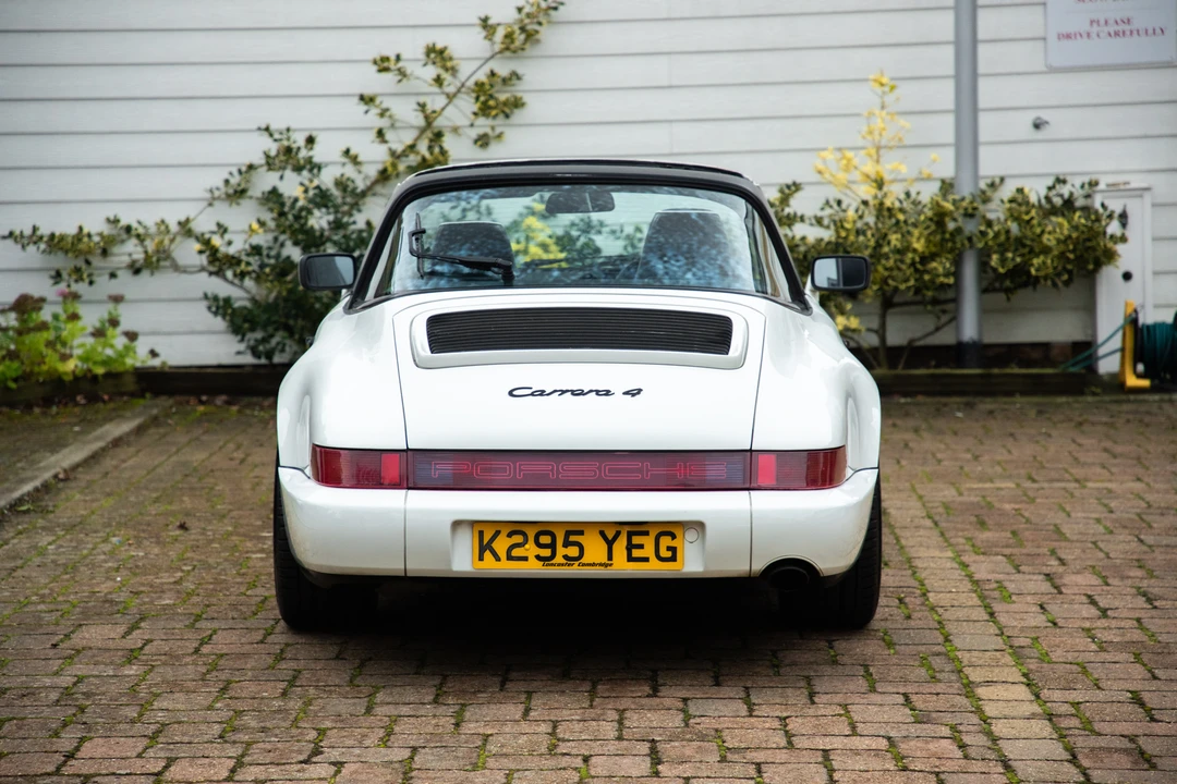 1993 Porsche 964 Carrera 4 - Image 6 of 31