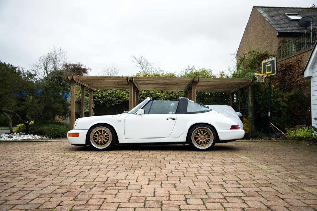 1993 Porsche 964 Carrera 4 - Image 10 of 31