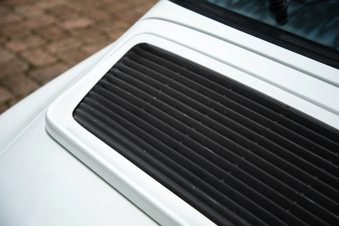 1993 Porsche 964 Carrera 4 - Image 29 of 31