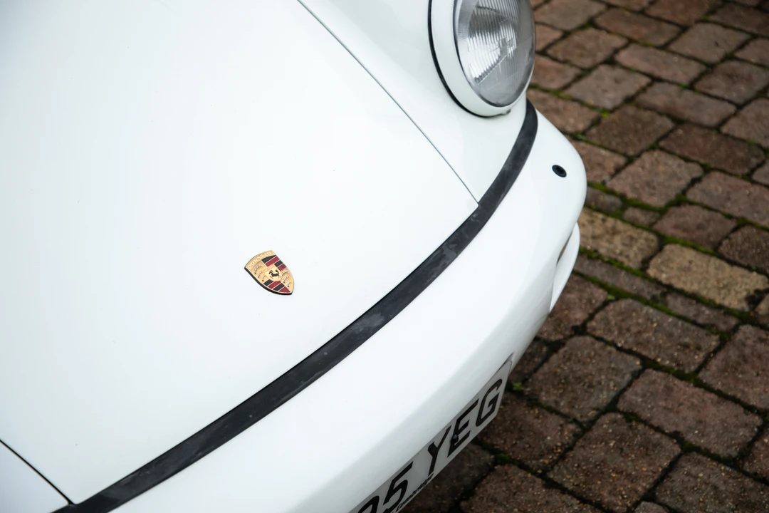 1993 Porsche 964 Carrera 4 - Image 25 of 31
