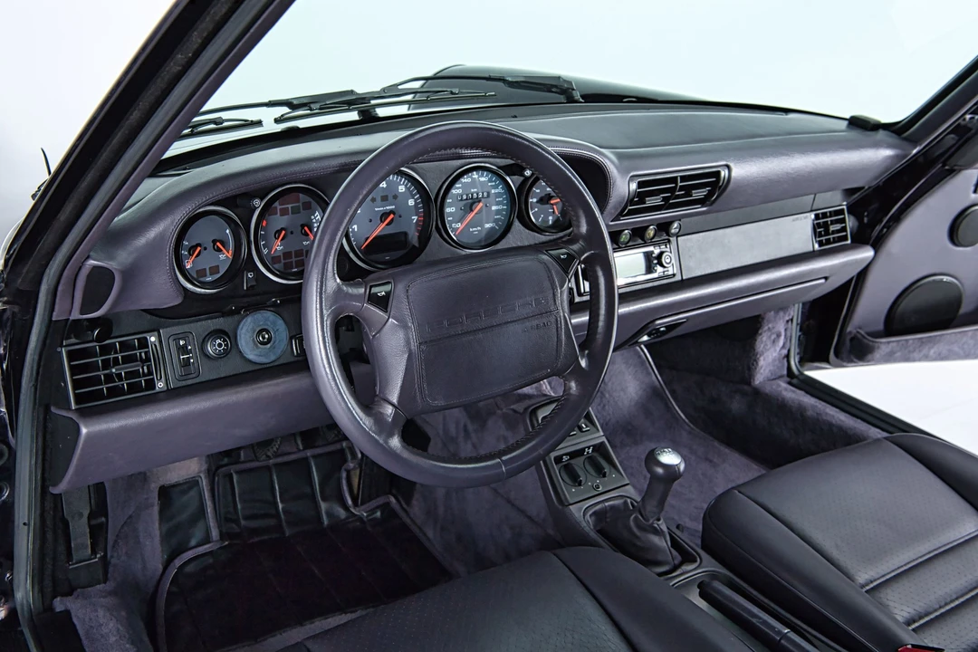 1993 Porsche 964 Carrera 4 - Image 7 of 16