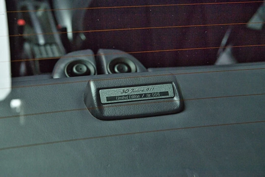 1993 Porsche 964 Carrera 4 - Image 16 of 16