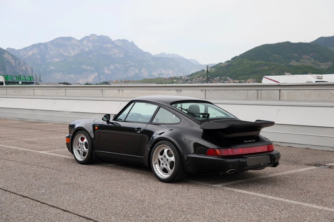 1993 Porsche 964 Turbo - Image 7 of 31