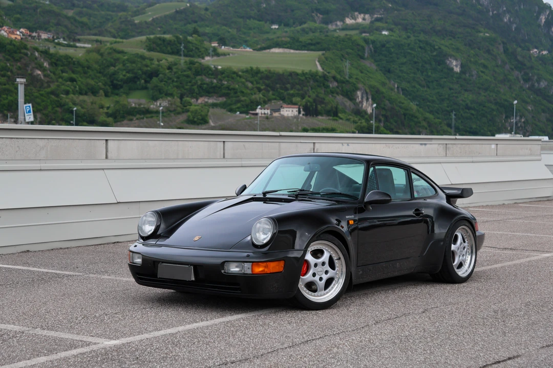 1993 Porsche 964 Turbo - Image 9 of 31
