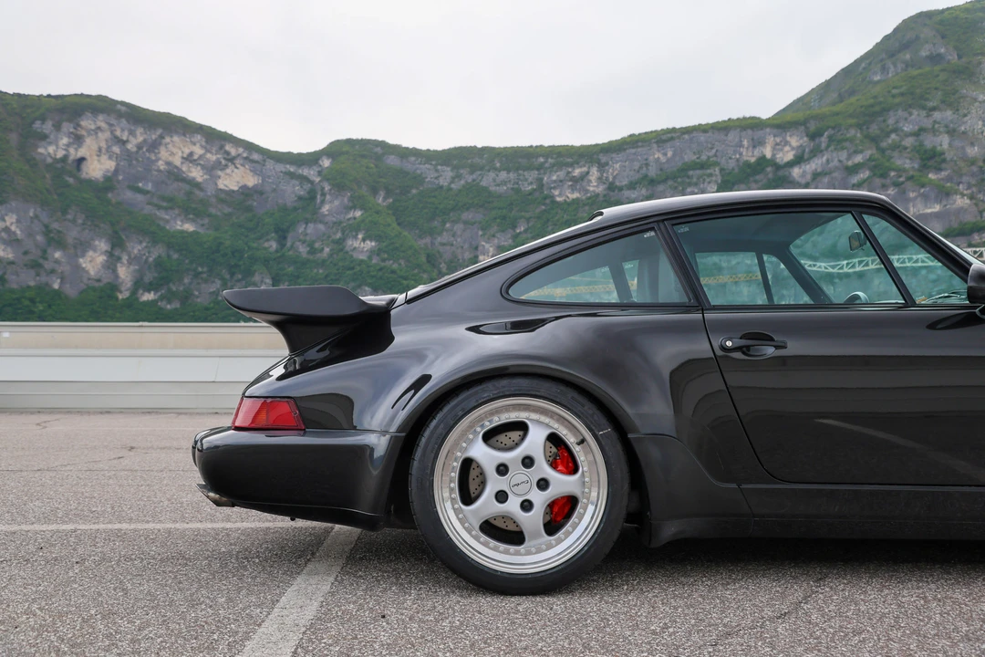 1993 Porsche 964 Turbo - Image 18 of 31
