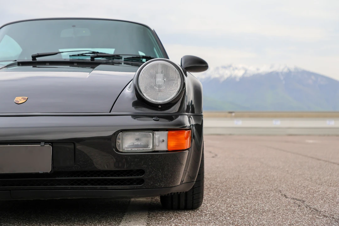 1993 Porsche 964 Turbo - Image 26 of 31