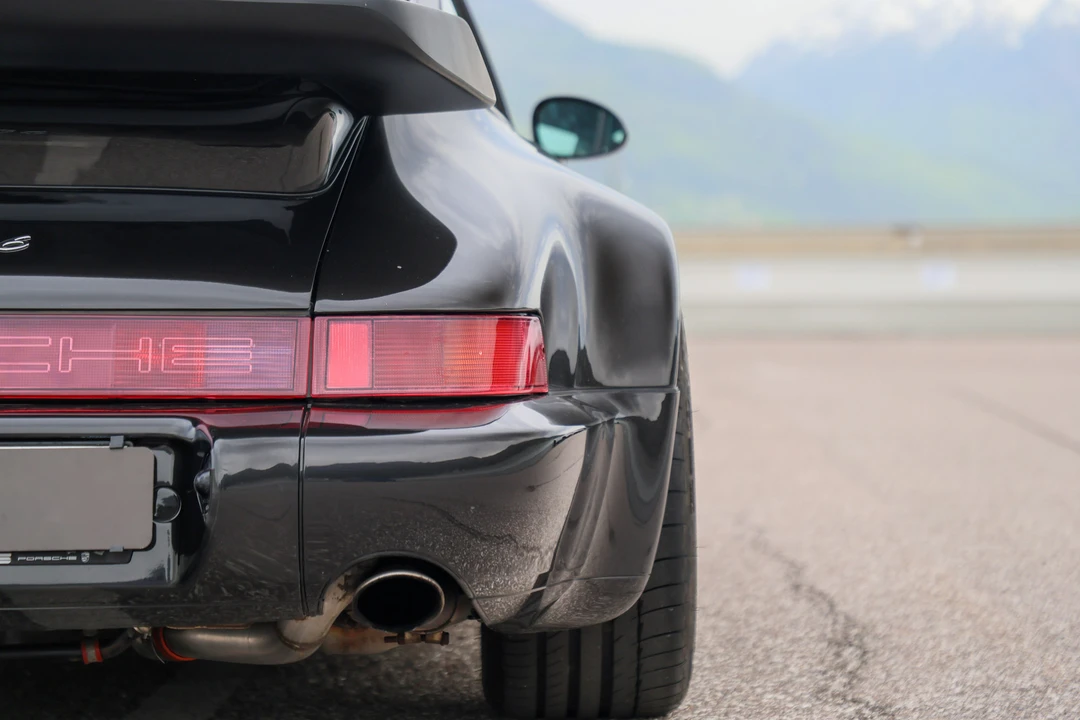1993 Porsche 964 Turbo - Image 14 of 31