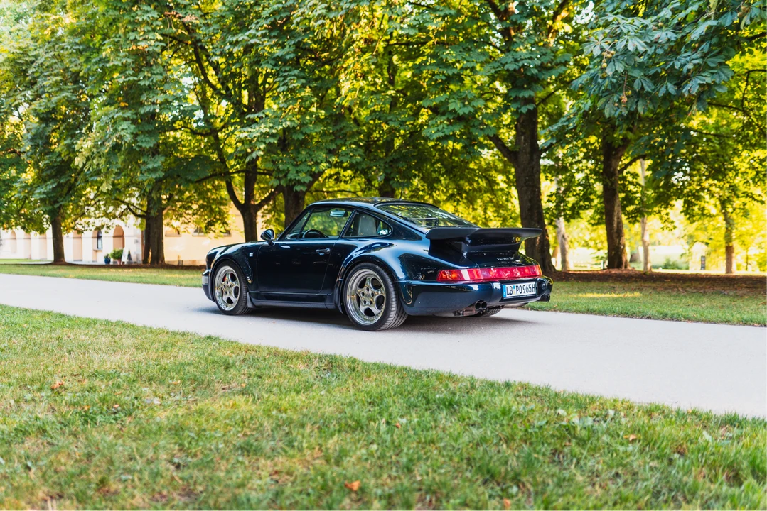 1993 Porsche 964 Turbo - Image 5 of 31