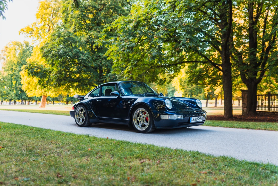 1993 Porsche 964 Turbo - Image 9 of 31