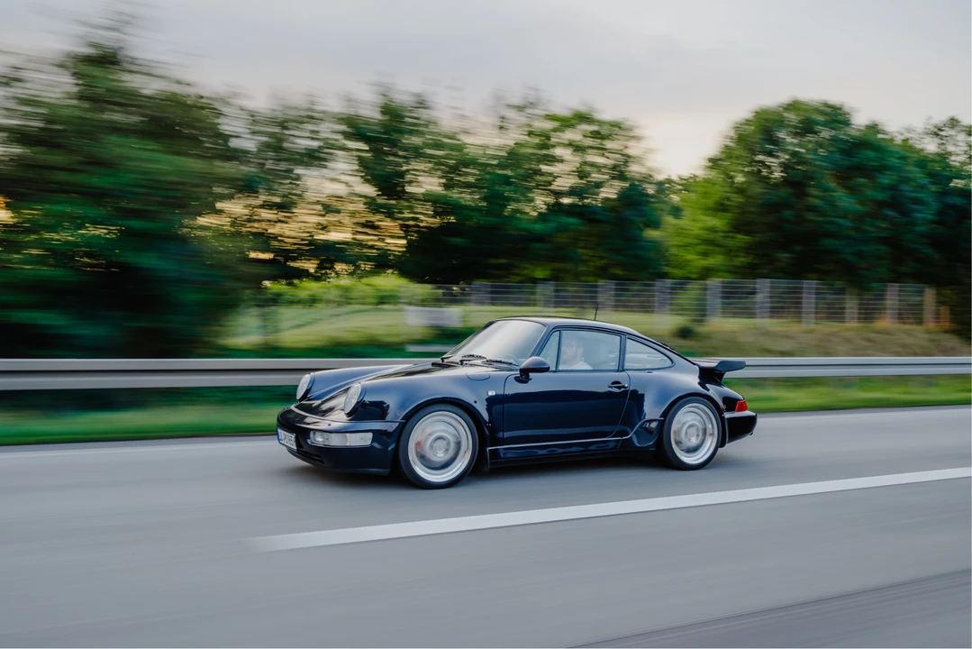 1993 Porsche 964 Turbo - Image 11 of 31