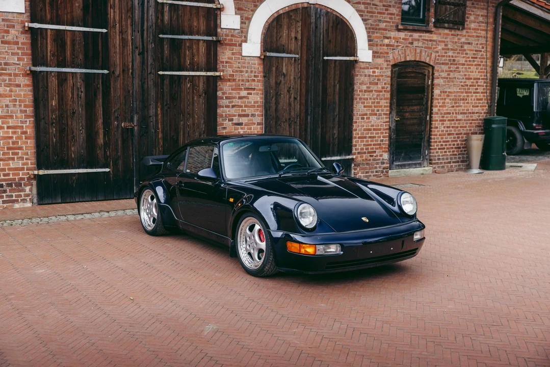 1993 Porsche 964 Turbo - Image 11 of 31