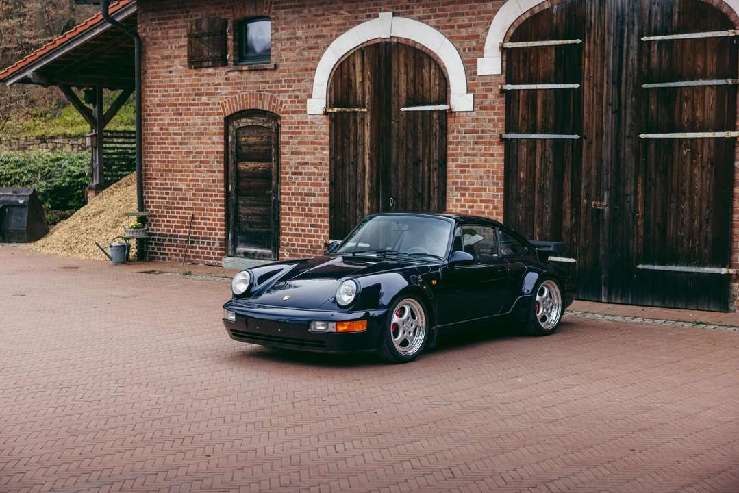 1993 Porsche 964 Turbo - Image 17 of 31