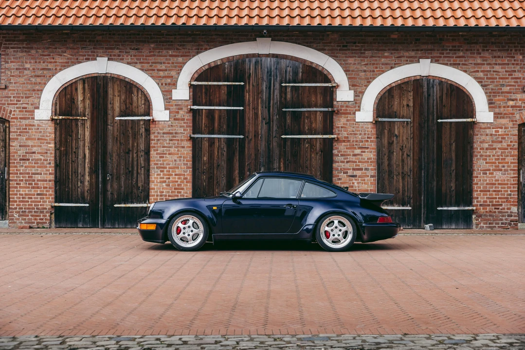 1993 Porsche 964 Turbo - Image 8 of 31