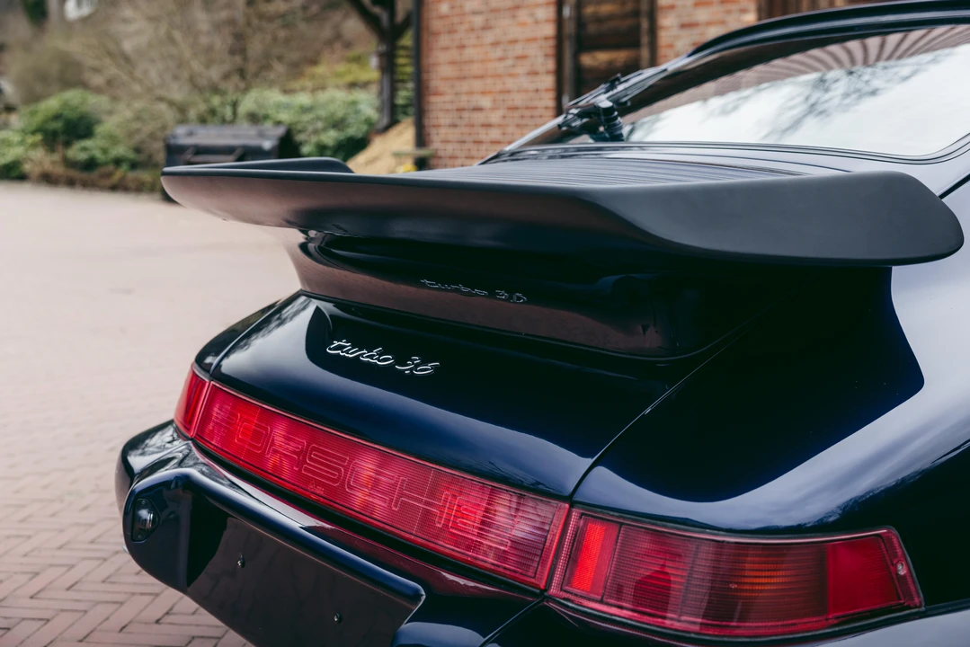 1993 Porsche 964 Turbo - Image 25 of 31