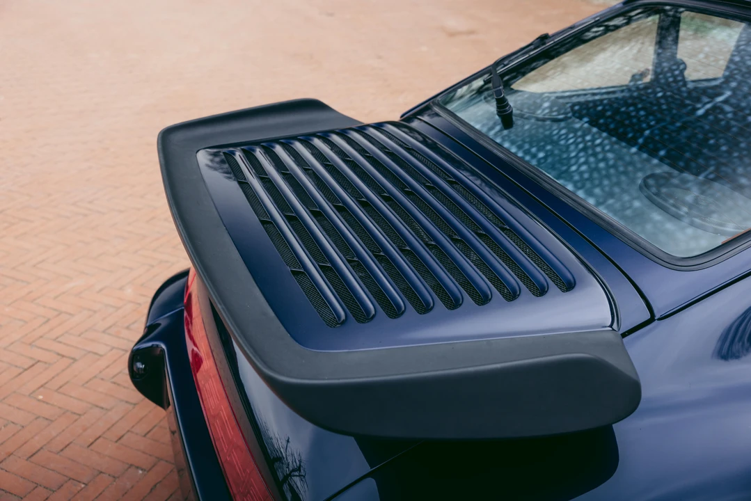 1993 Porsche 964 Turbo - Image 27 of 31