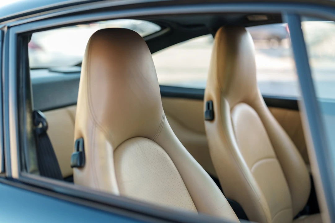 1993 Porsche 964 Carrera - Image 24 of 31
