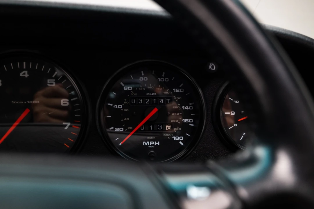 1993 Porsche 964 Carrera - Image 26 of 31