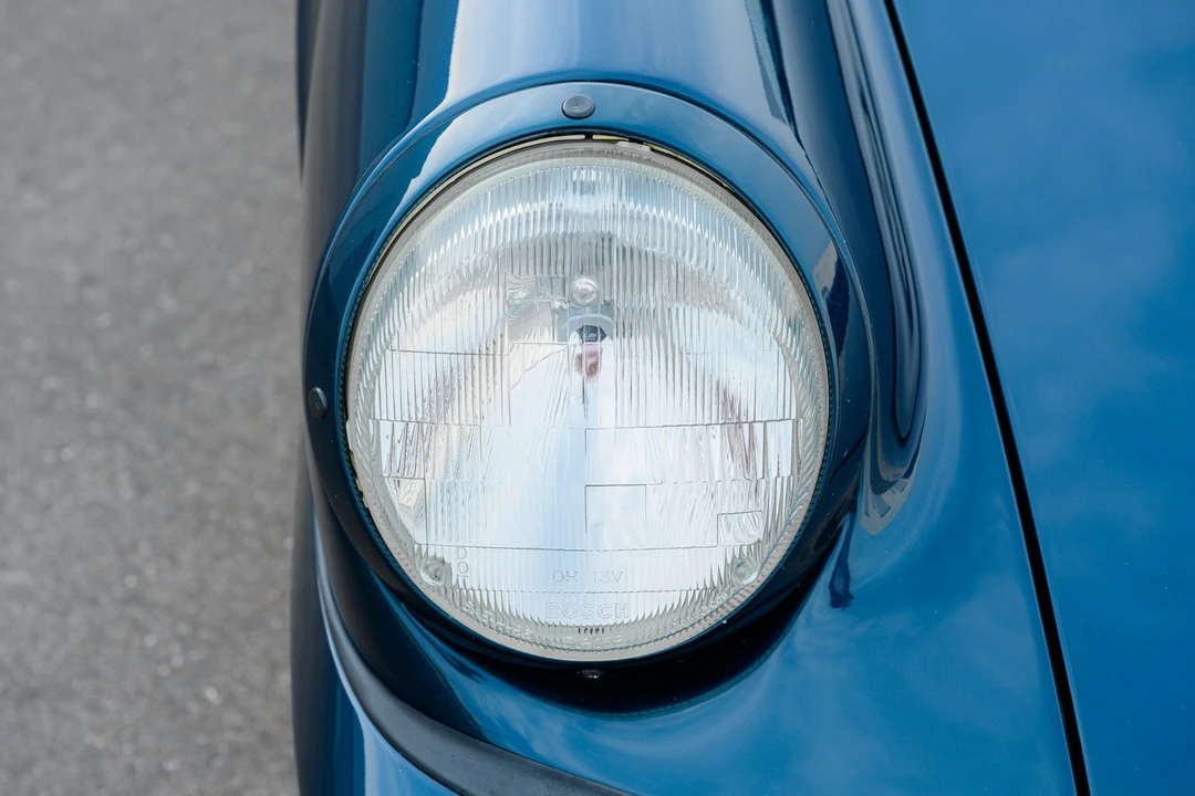 1993 Porsche 964 Carrera - Image 25 of 31
