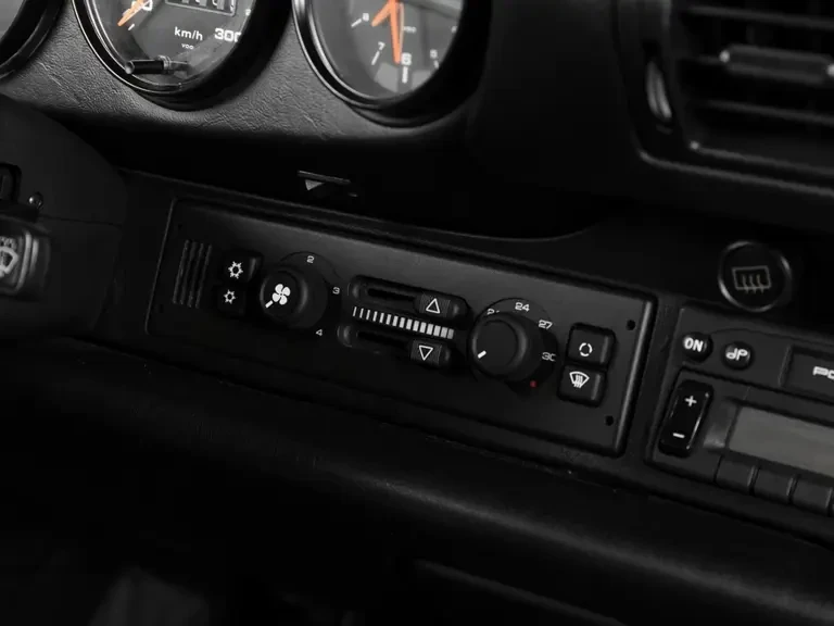 1993 Porsche 964 Carrera - Image 16 of 23