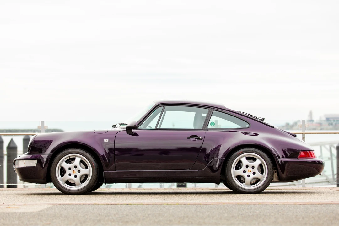 1993 Porsche 964 Carrera 4 - Image 11 of 31