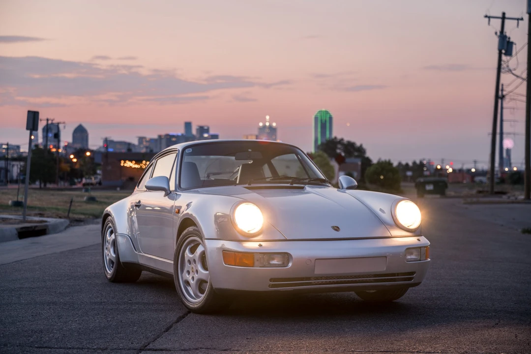 1993 Porsche 964 Carrera 4 - Image 2 of 31
