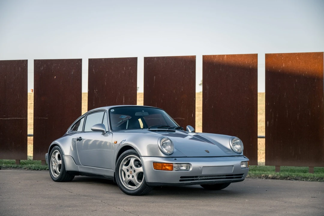 1993 Porsche 964 Carrera 4 - Image 25 of 31