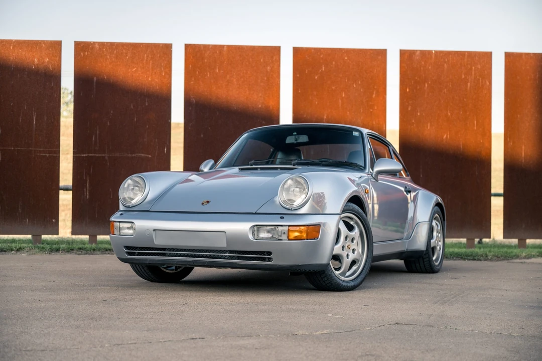 1993 Porsche 964 Carrera 4 - Image 8 of 31