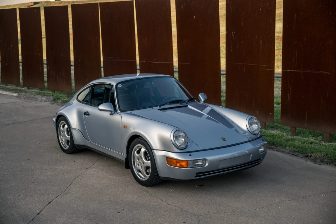 1993 Porsche 964 Carrera 4 - Image 27 of 31