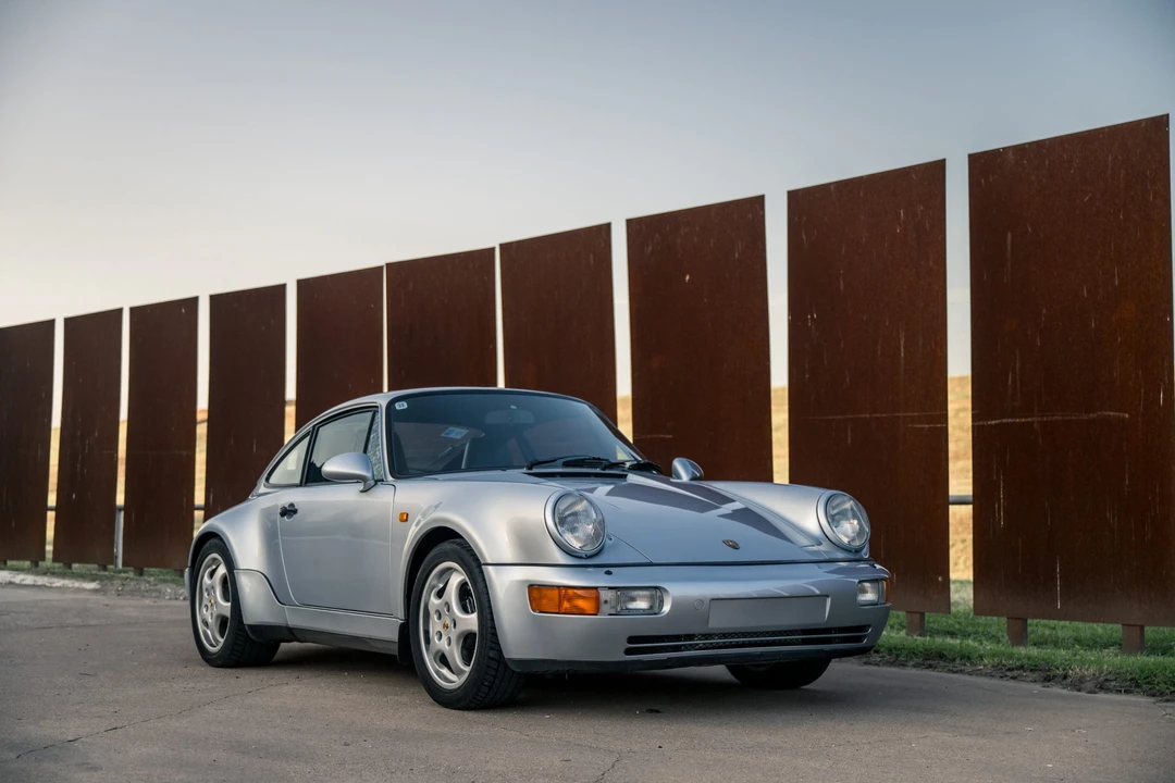 1993 Porsche 964 Carrera 4 - Image 23 of 31
