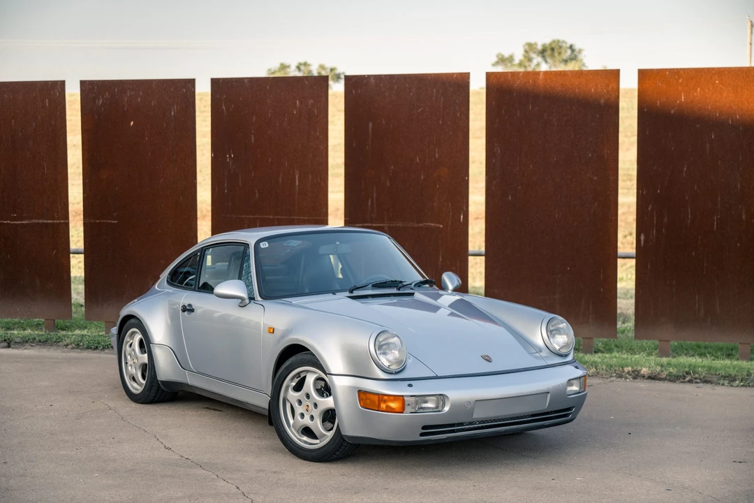 1993 Porsche 964 Carrera 4 - Image 29 of 31