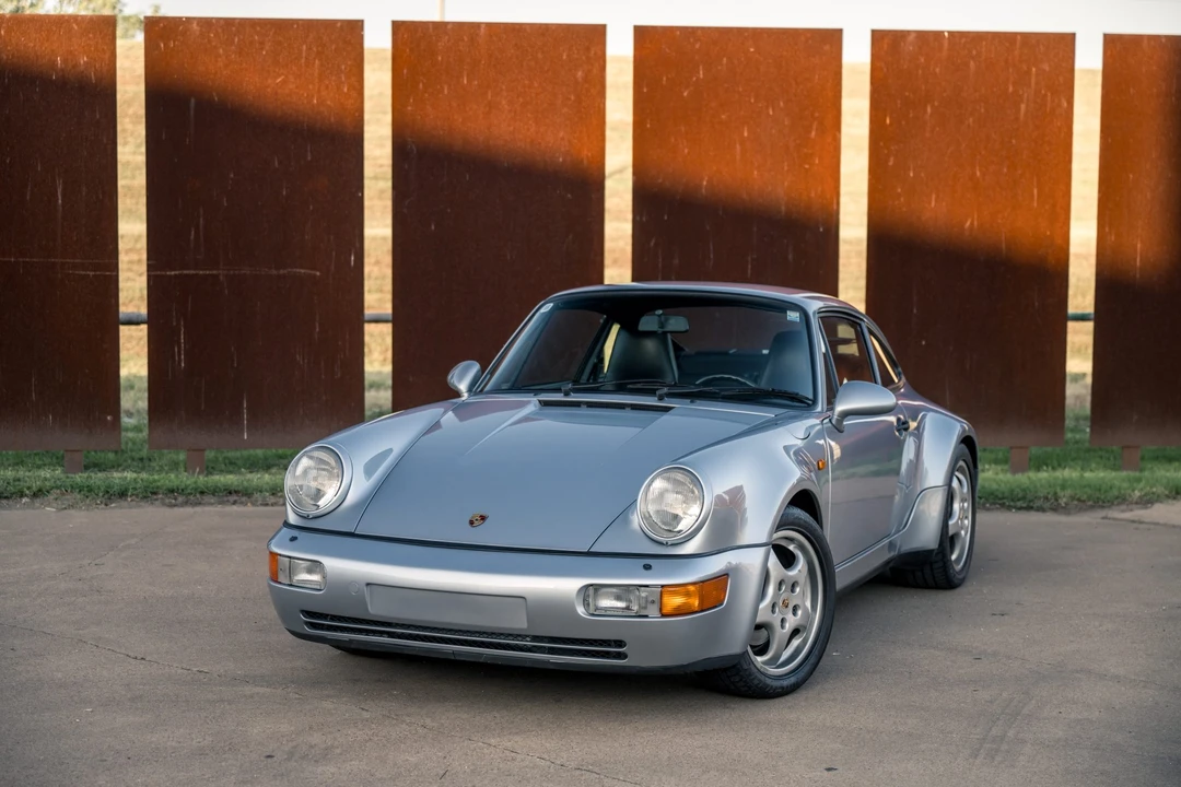 1993 Porsche 964 Carrera 4 - Image 11 of 31